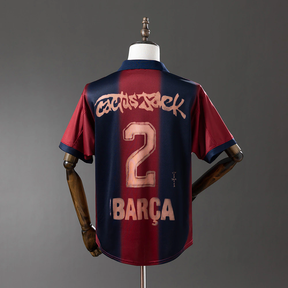 Barcelona Especial Travis Scott - 2