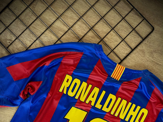 Barcelona Titular Torcedor 2005 Ronaldinho - 5